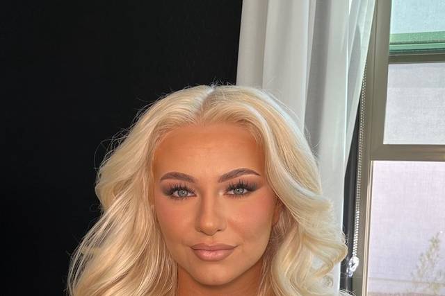 Glowing glam