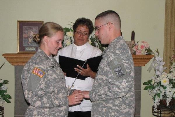 Last minute weddings, elopements and short & sweet ceremonies are our specialty!  Ask about discounts for active military personnel.