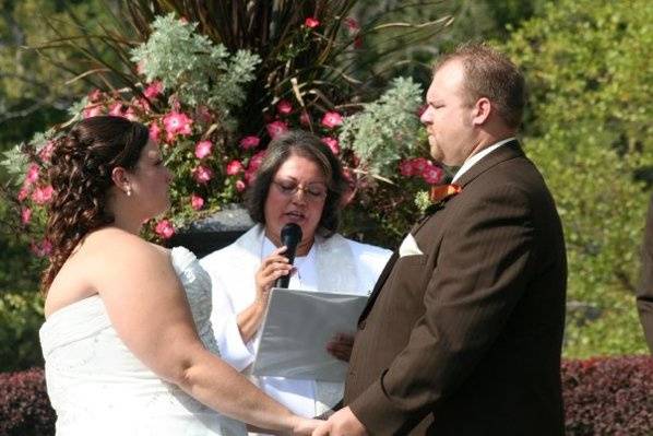 Religious, Non-Denominational, Interfaith or Non-Religious... Your wedding - Your way.  Bi-lingual ceremonies also available.