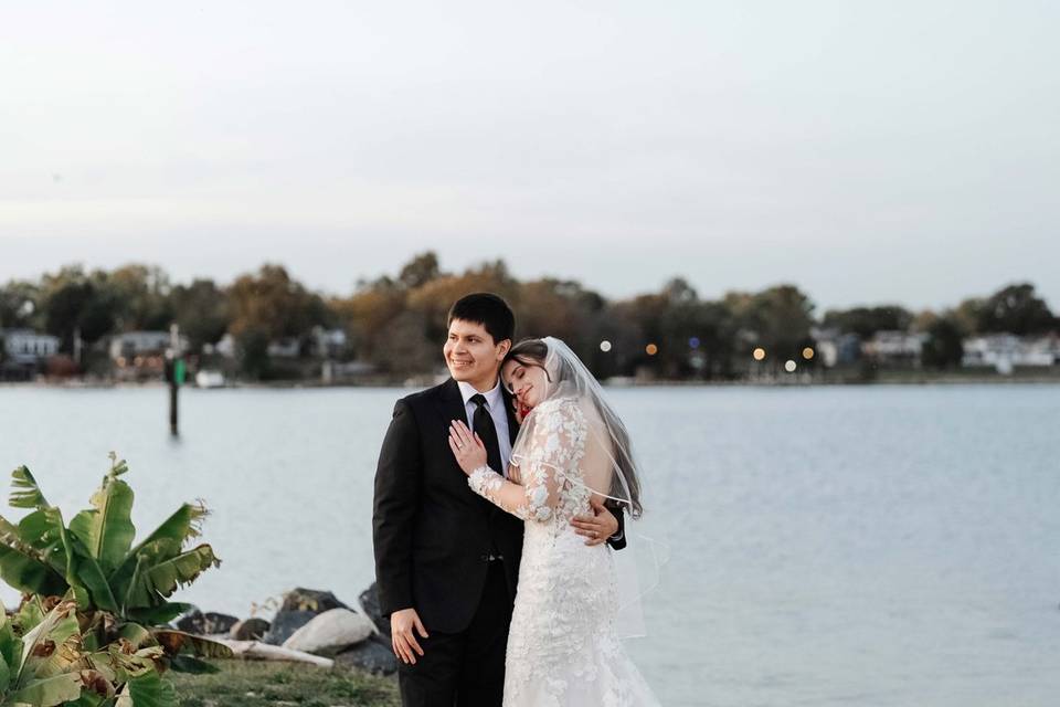 Sunset couple portraits