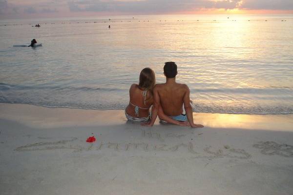 AAV Romance (former All About Honeymoons)