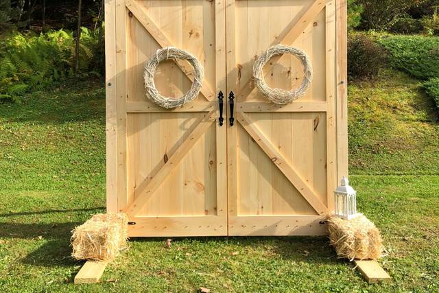 Natural wood entryway
