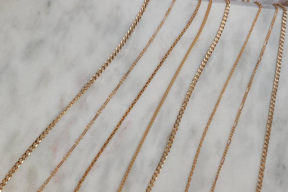 Over 30 Chains to choose from!