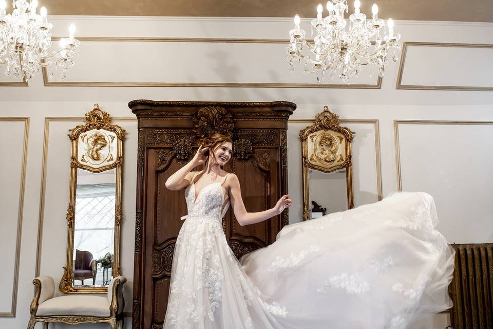 Bridal Dressing Room Armoire