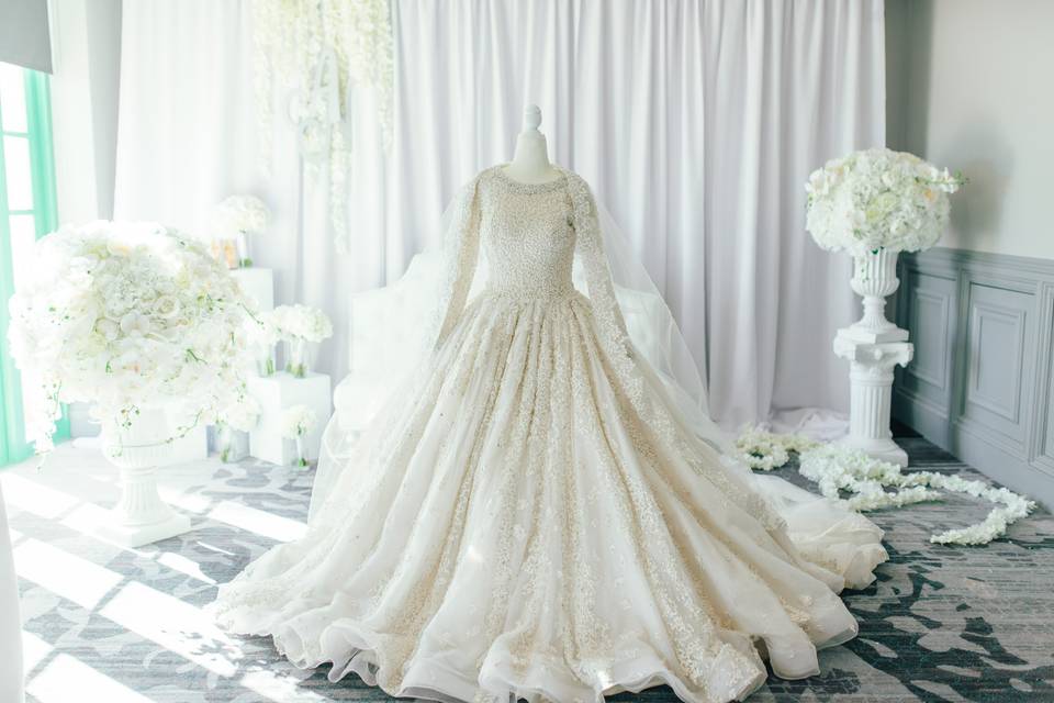 Bridal gown