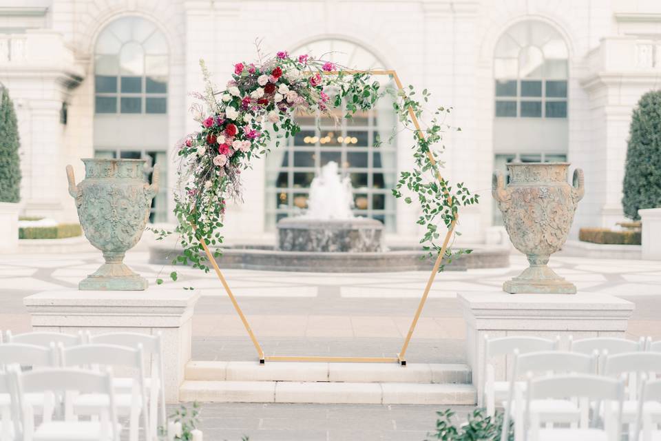 Center Courtyard Arch