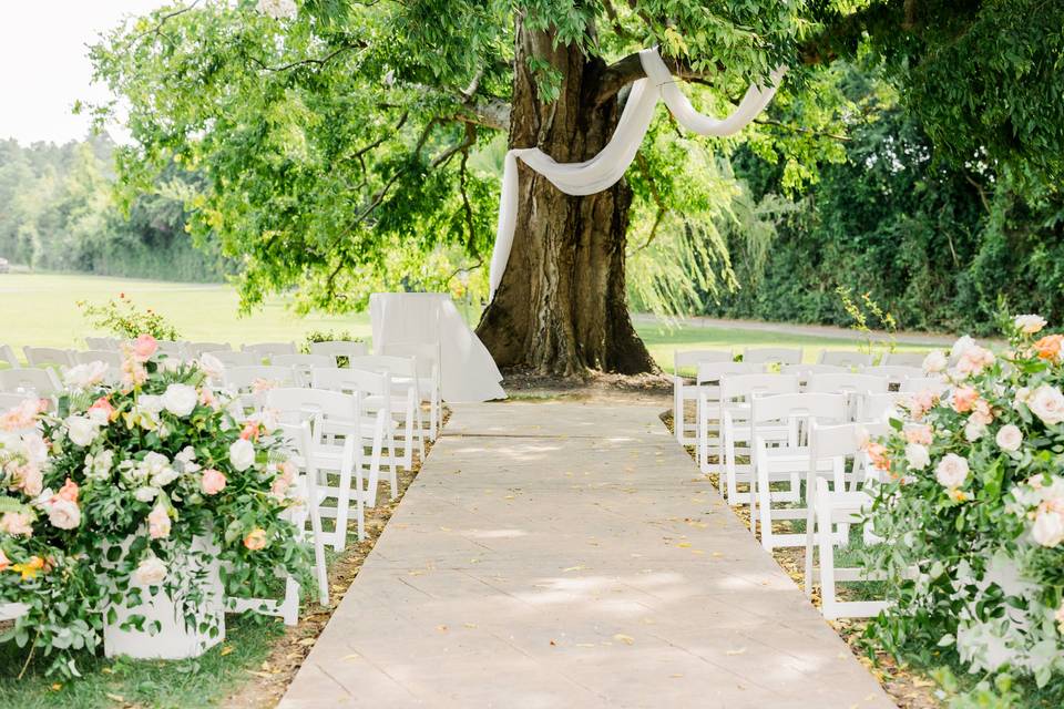 Outdoor ceremony