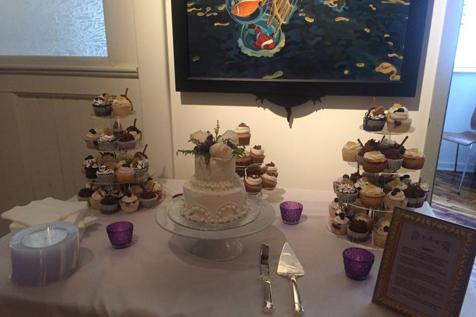 Wedding cake in gallery
