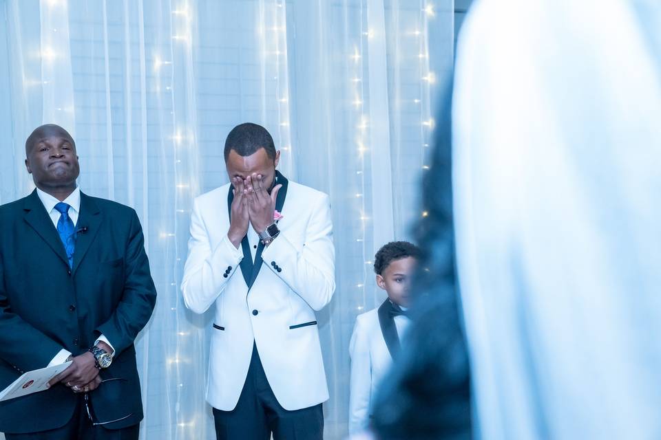Groom's Reaction to his Bride