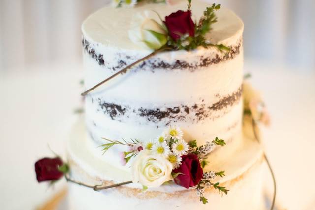 Naked cake design