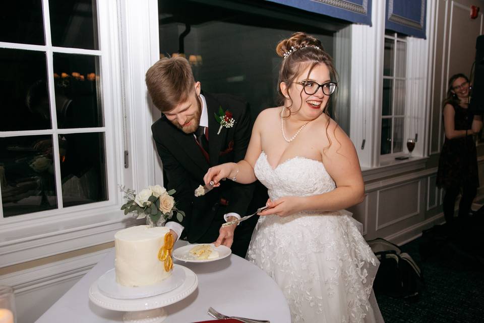 Cutting the cake