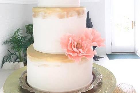 3-tier wedding cake