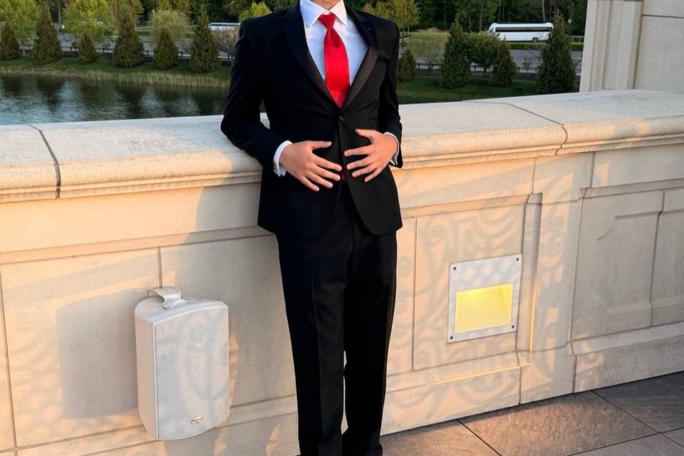 Biltmore Tuxedos of Rutherford