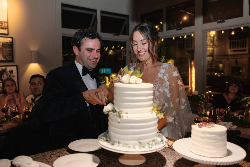 Cake cutting