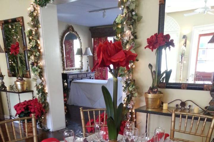 Red and white table setup