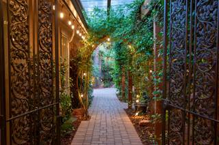 Lantern Light Inn