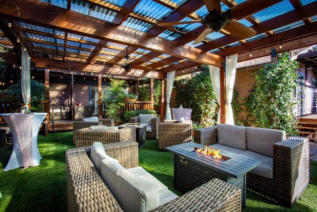 Cozy seats and fire pits