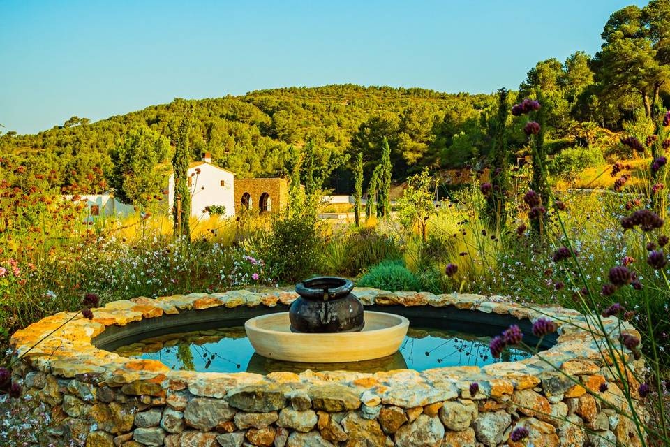 Garden fountain