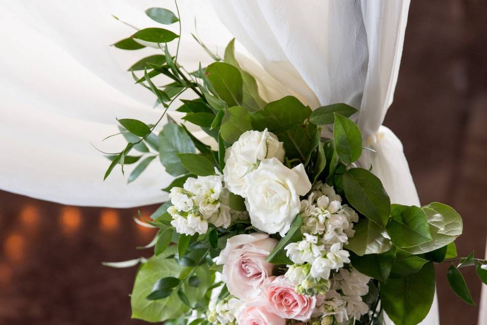 Bridal party floral