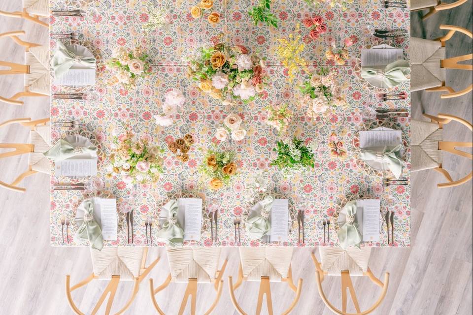 Tall ceilings for photos