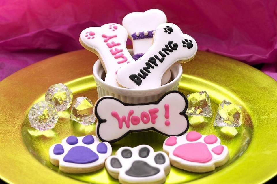 Because we love our fluffies that much.  Doggy treat cookies!  Bones and cute little paws!