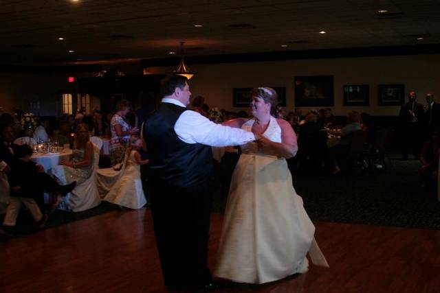 Kansas City Wedding DJ