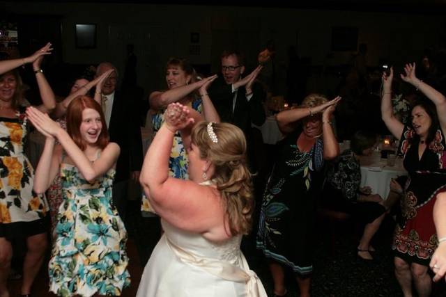 Kansas City Wedding DJ