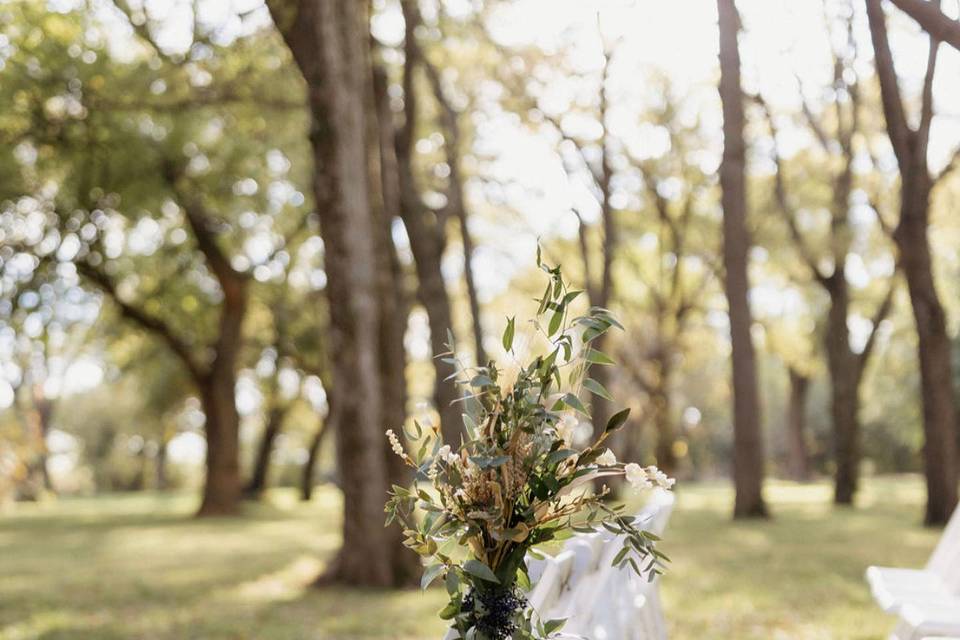 Decorated aisle