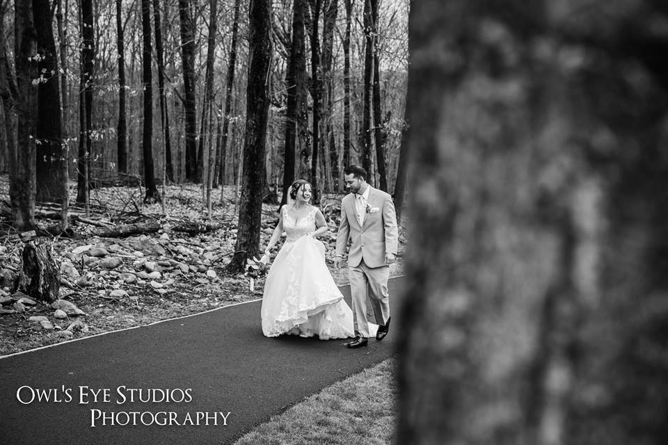 The couple's black and white shot