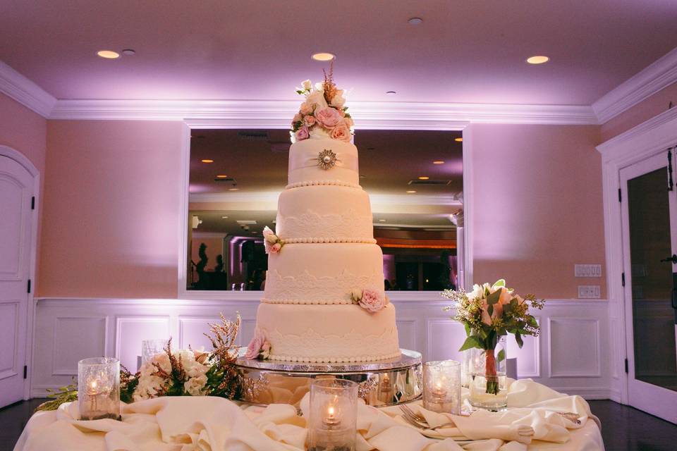 Four-tier wedding cake