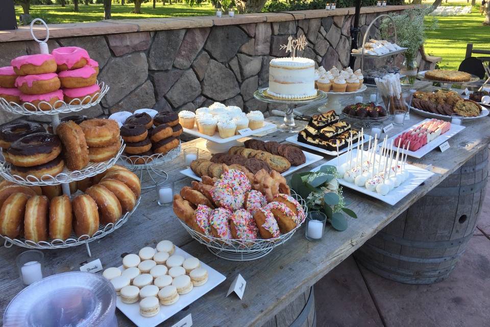 Rustic dessert table