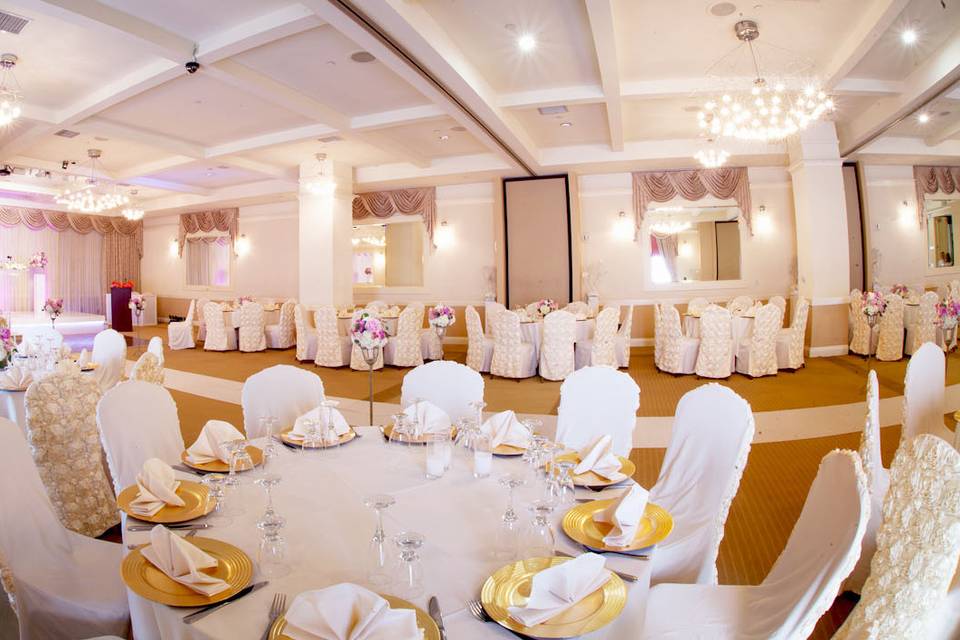 Indoor wedding ceremony