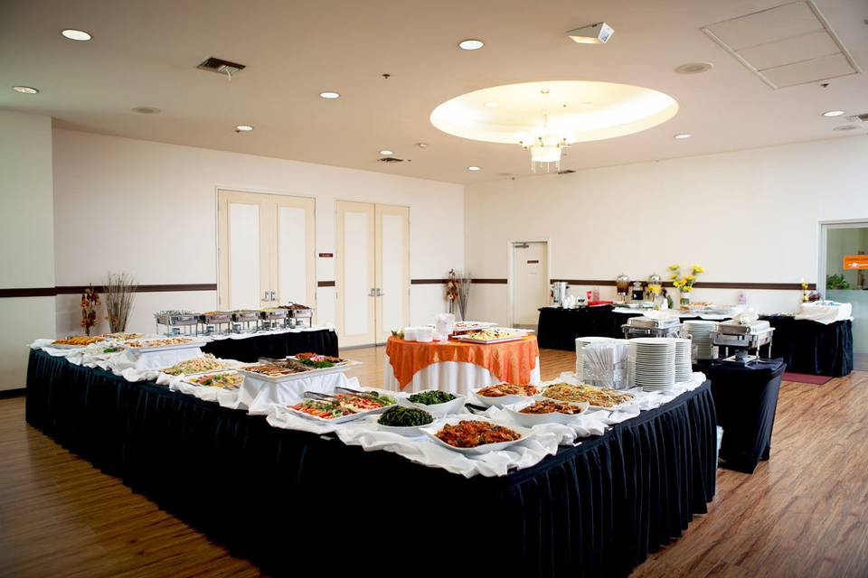 Buffet in the foyer