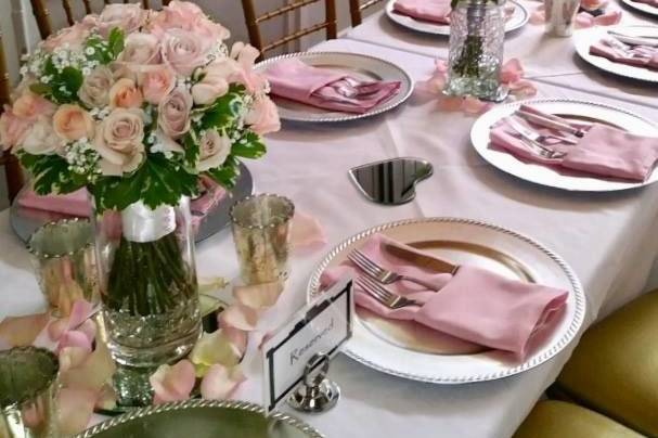 Reception table setting