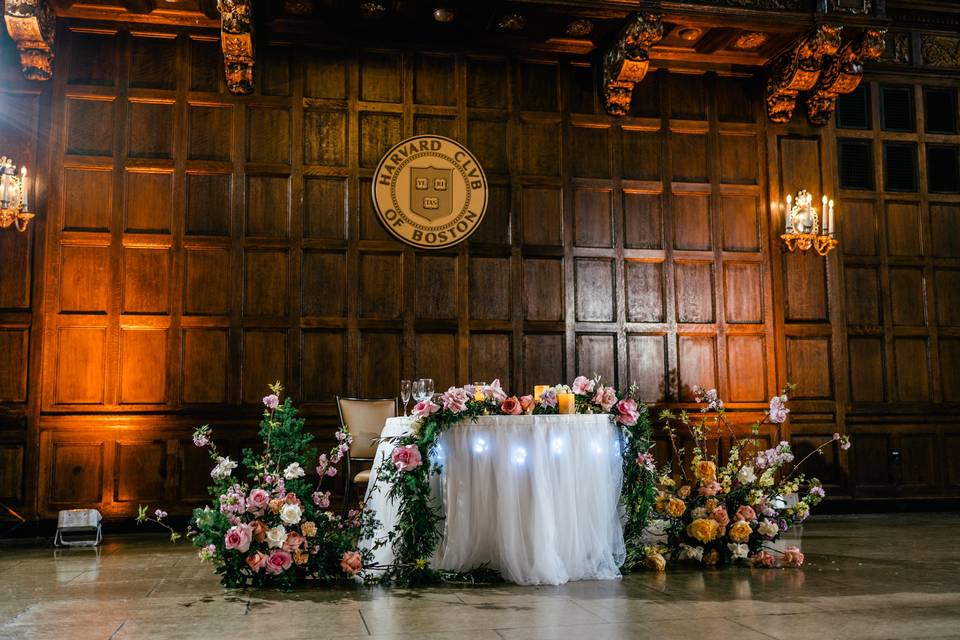 Sweetheart table