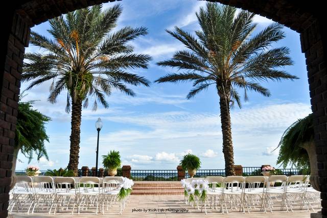 Harbor Hills Country Club