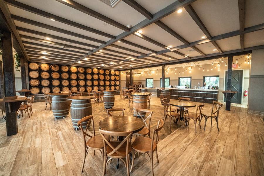 Cocktail room