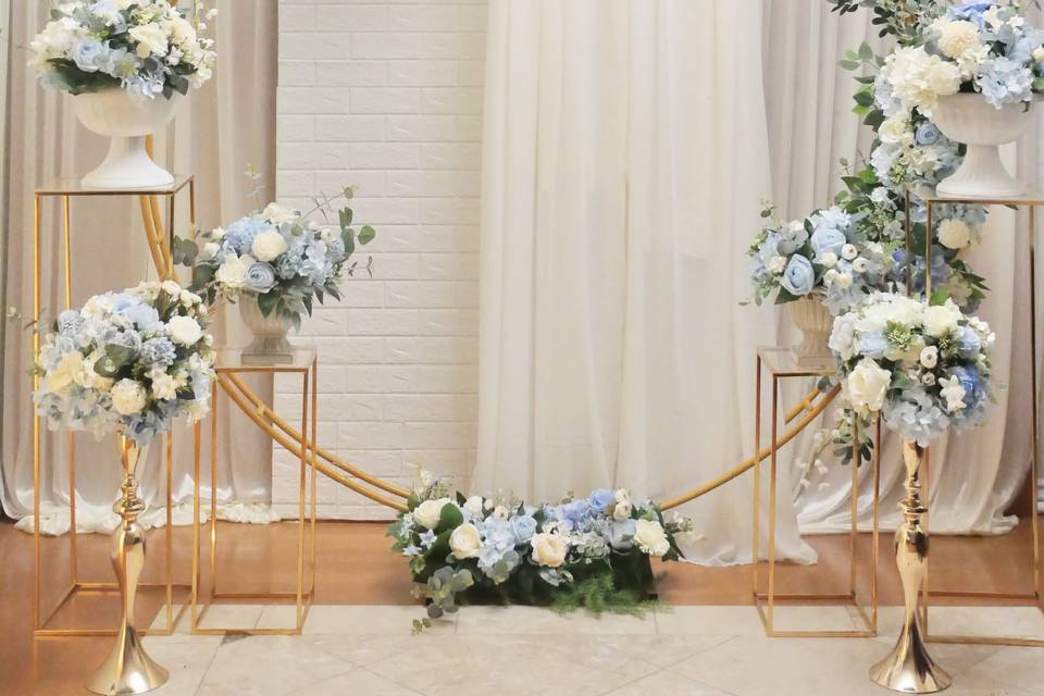 Ceremony arch