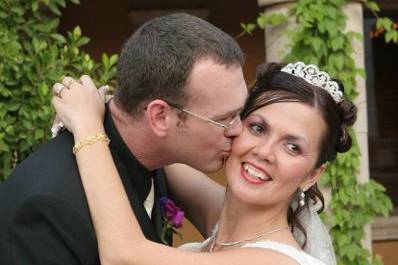 Cathy & Jason - 9.28.06 -- Villa Siena in Gilbert
(Photo by Nelsons Weddings)