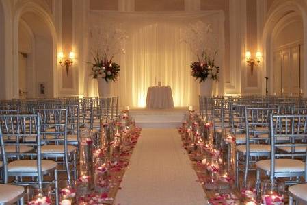 Aisle decor