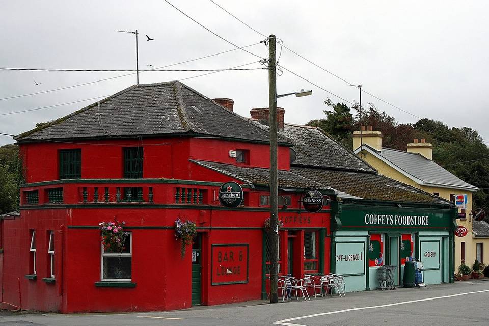 Coffeys Bar in Lecarrow