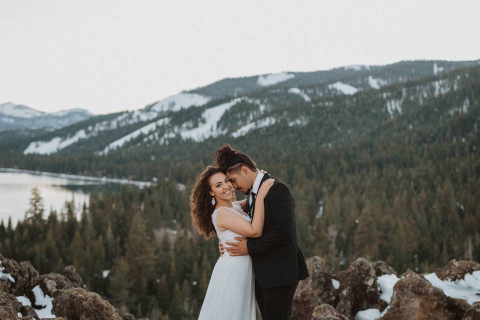 Tahoe elopement winter