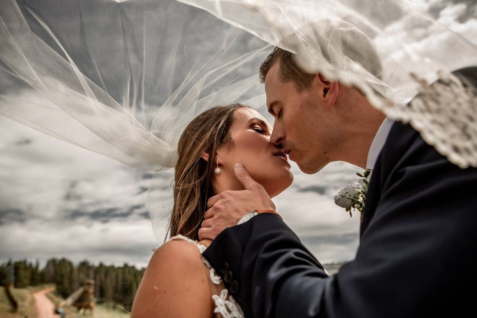 Vail Wedding Bride & Groom