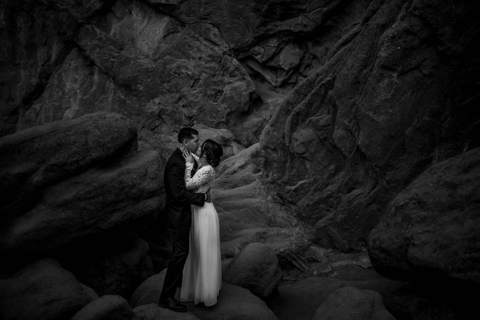 Black & White Bride and Groom