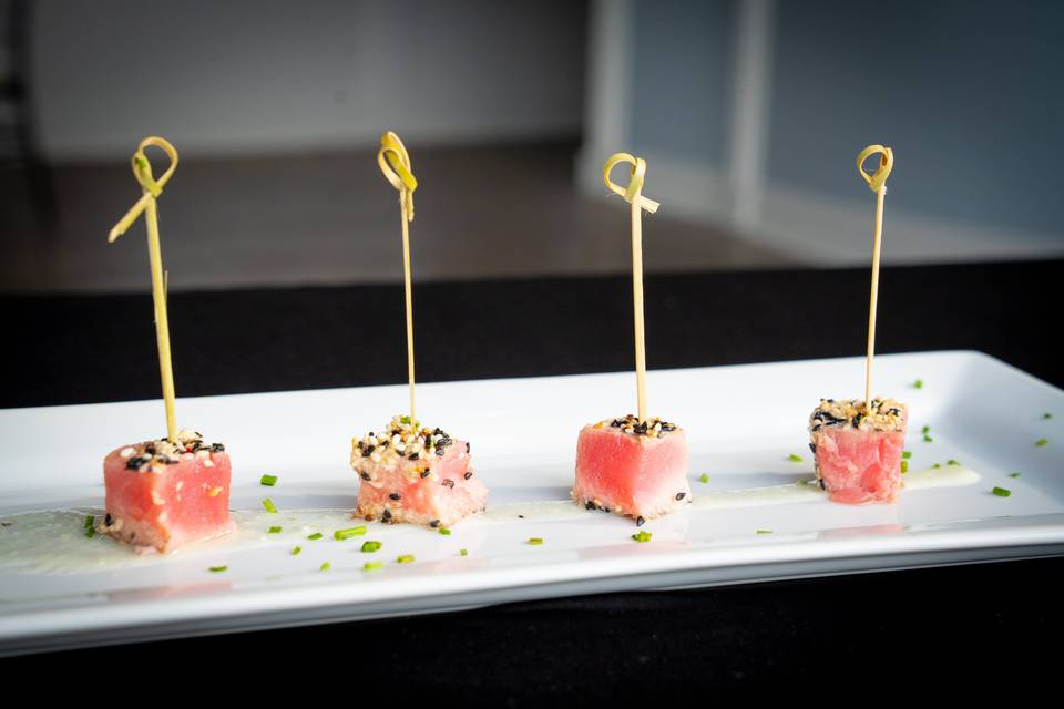 Seared Tuna Pops