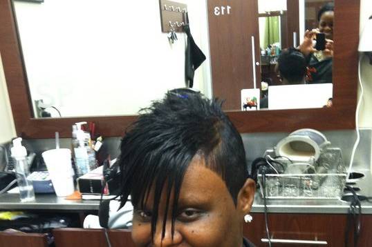 Cristyles Hair Studio