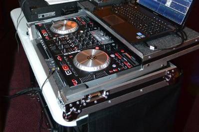 DJ MCM Wedding/Party Disc Jockey