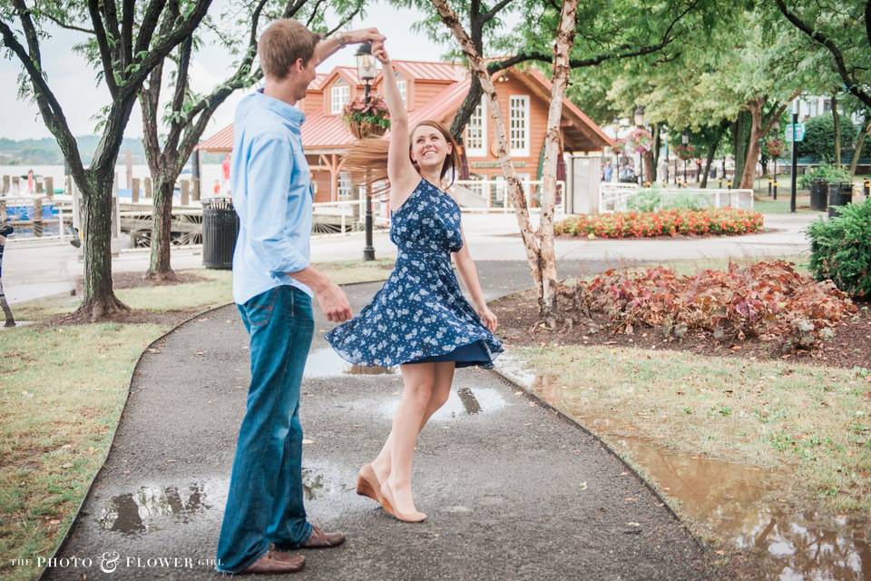 The Photo & Flower Girl