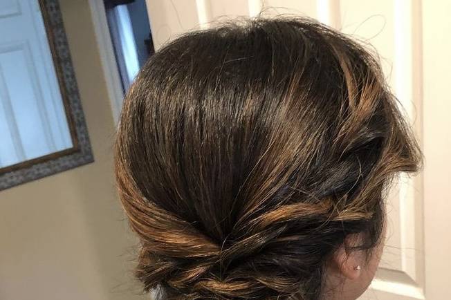 Side twisted ponytail