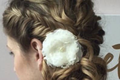 Side pony with cascading curls